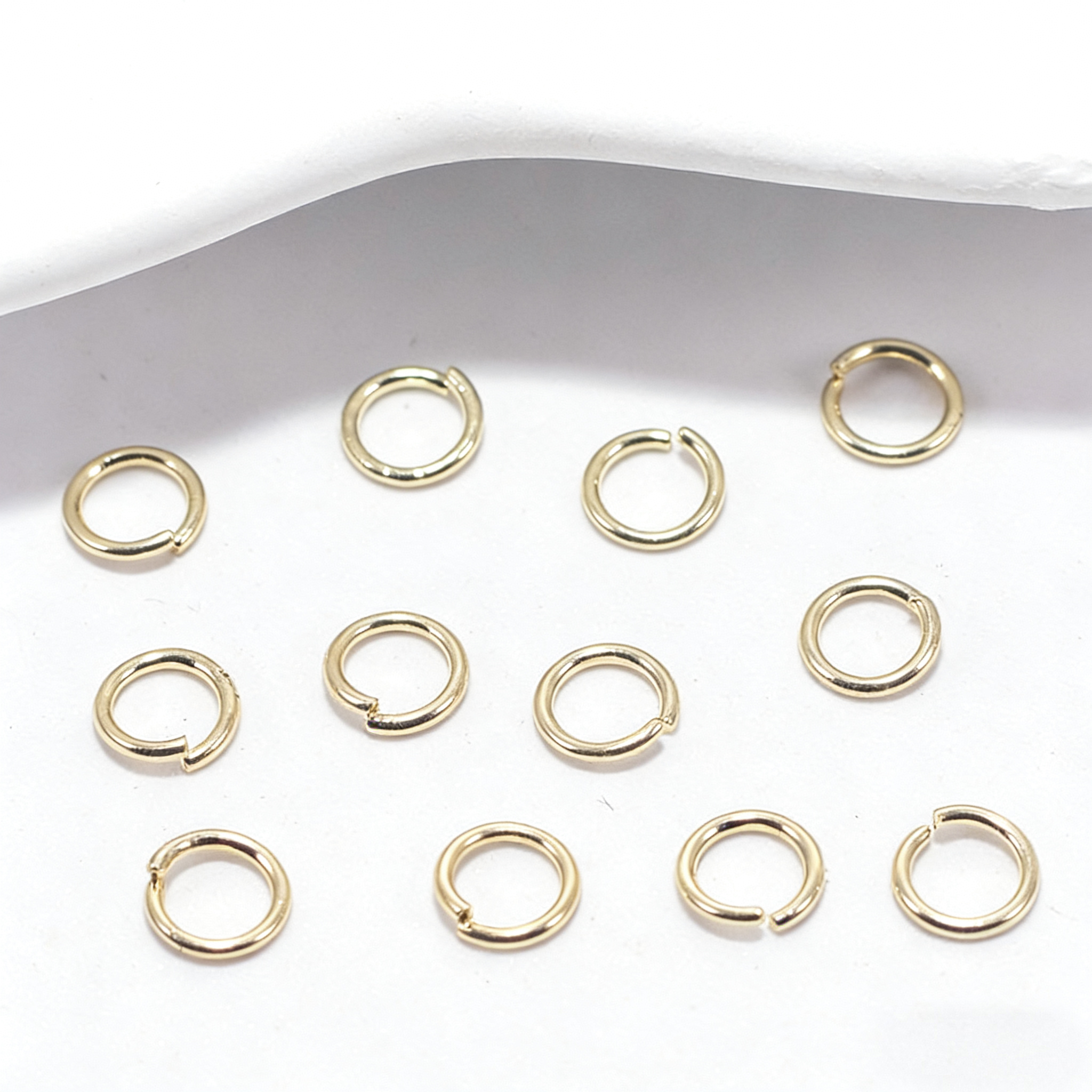18K Gold Smooth Jump Rings - Durable Split Rings for Bracelet & Necklace Making