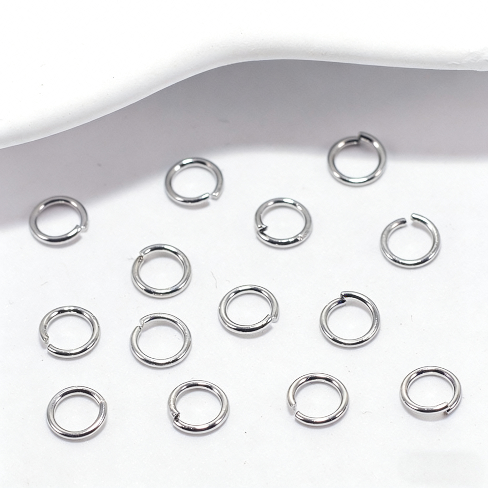 18K Gold Smooth Jump Rings - Durable Split Rings for Bracelet & Necklace Making