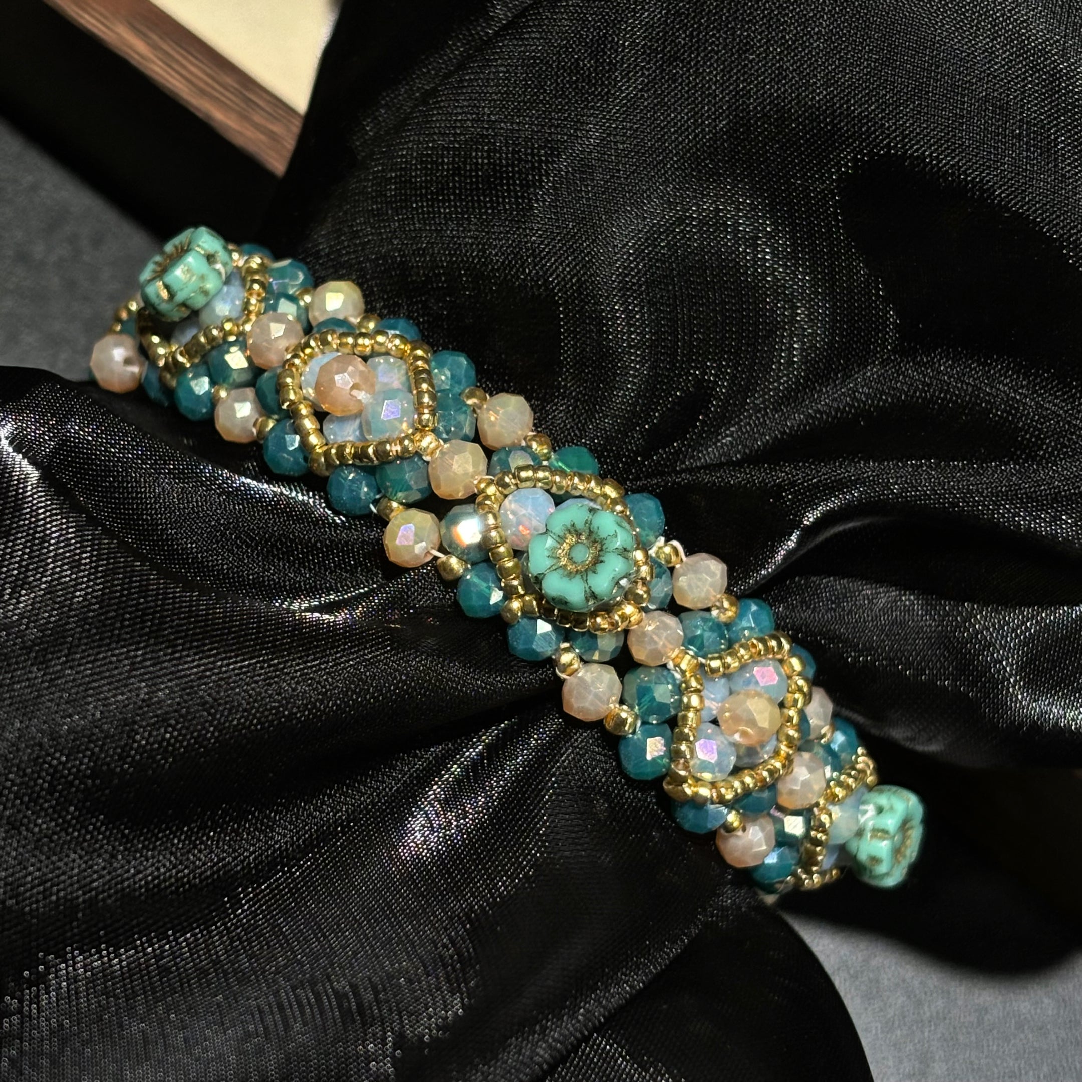 Picasso Hawaiian Flower Bracelet - Opal Faceted Glass Crystal Handmade Jewelry